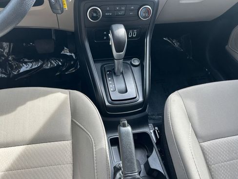 Used 2022 Ford EcoSport S image 12