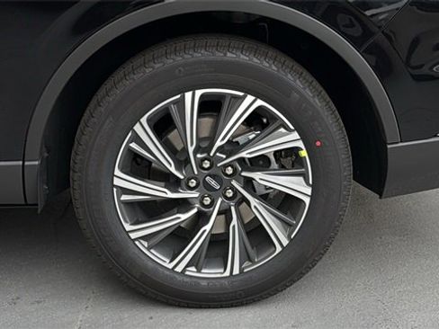 New 2026 Lincoln Aviator Premiere image 4