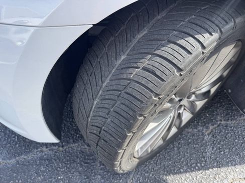 Used 2014 Hyundai Equus Signature RWD image 13