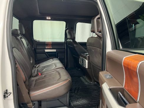 Used 2017 Ford F250 King Ranch w/ King Ranch Ultimate Package AWD/4WD image 9