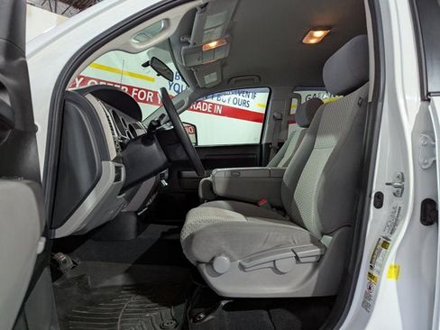 Used 2012 Toyota Tundra 4x4 Double Cab w/ Tow Pkg image 18