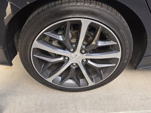 Used 2024 Honda Civic Touring image 30