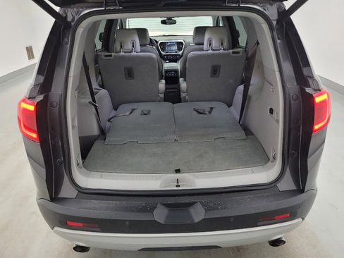 Used 2017 GMC Acadia SLT FWD image 29
