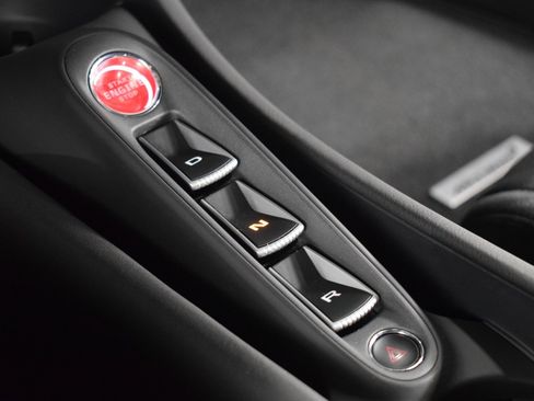 Used 2023 McLaren Artura image 29