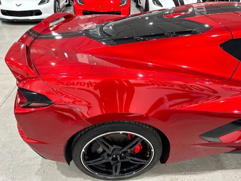 Used 2022 Chevrolet Corvette Stingray Preferred Cpe w/ Z51 Performance Package RWD image 25