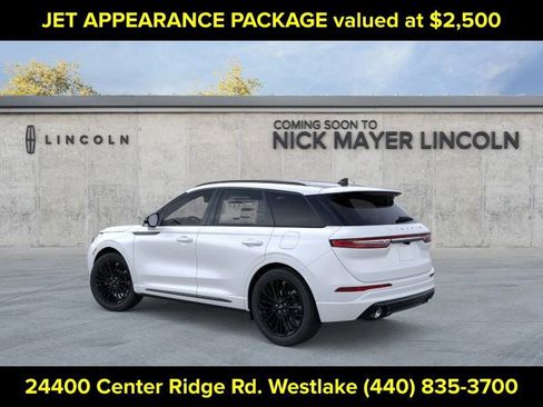 New 2026 Lincoln Corsair Premiere image 4