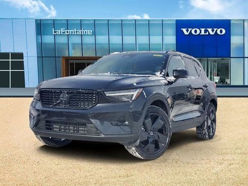New 2026 Volvo XC40 B5 Ultra w/ Protection Package Premier image 1