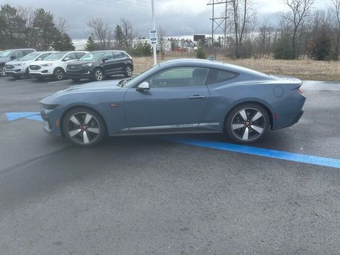 Used 2025 Ford Mustang GT Premium w/ 60th Anniversary Package image 4