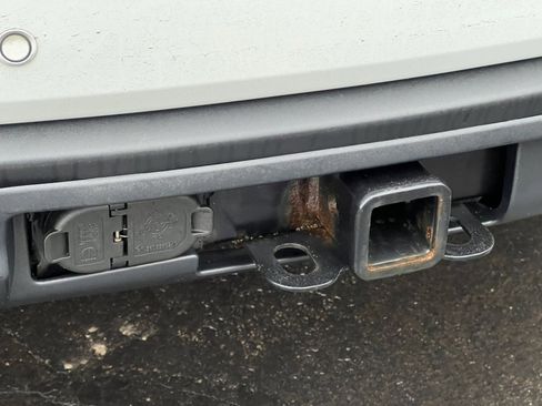 Used 2021 Jeep Grand Cherokee Limited image 6