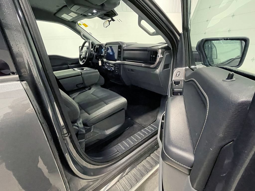 Used 2025 Ford F150 XLT w/ Equipment Group 301A Standard AWD/4WD image 22