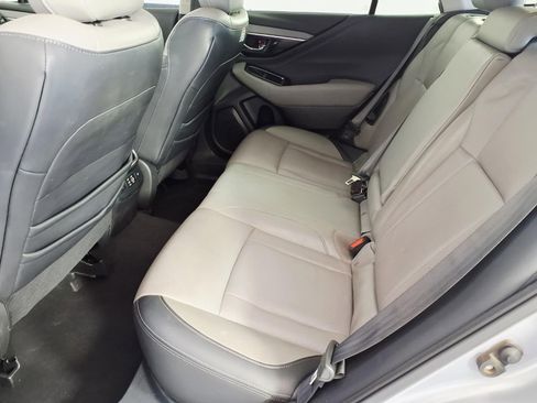 Used 2024 Subaru Outback Limited AWD/4WD image 9