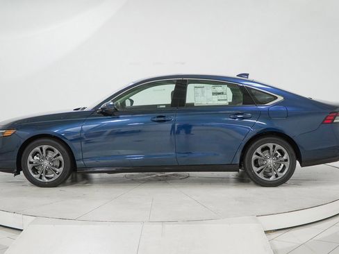 New 2025 Honda Accord EX-L image 4