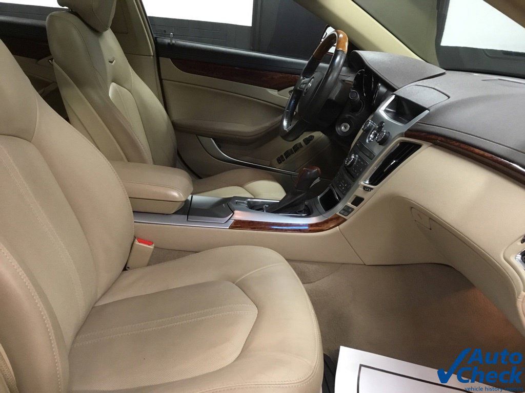 Used 2011 Cadillac CTS Luxury AWD/4WD image 36