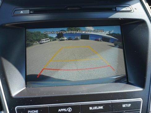 Used 2017 Hyundai Santa Fe Limited AWD/4WD image 17