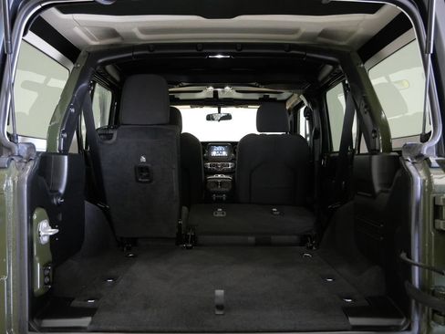 Used 2023 Jeep Wrangler Unlimited Sport AWD/4WD image 26