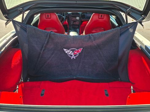 Used 2004 Chevrolet Corvette Coupe w/ Preferred Equipment Group image 33