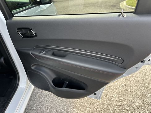 Used 2023 Dodge Durango GT image 18