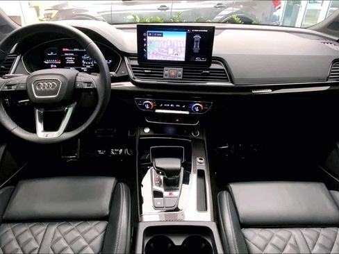 Used 2023 Audi SQ5 Premium Plus w/ Premium Plus Package AWD/4WD image 15