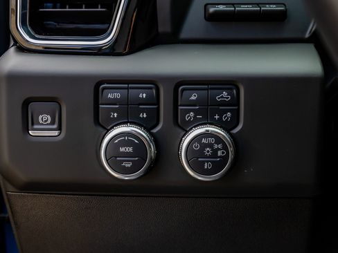 Used 2025 GMC Sierra 1500 Denali image 22