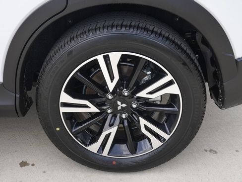New 2026 Mitsubishi Eclipse Cross SE AWD/4WD image 17