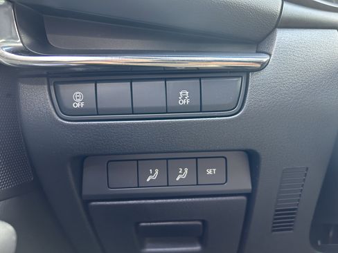 Used 2023 MAZDA MAZDA3 s image 20