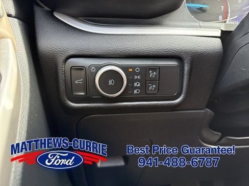 Certified 2022 Ford Explorer XLT w/ Equipment Group 202A RWD image 28