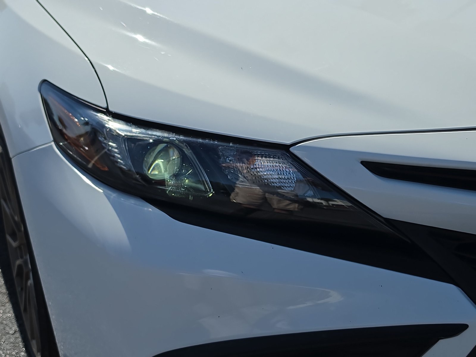 Used 2023 Toyota Camry SE w/ Convenience Package FWD image 6