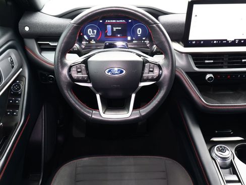 Used 2025 Ford Explorer ST-Line RWD image 12