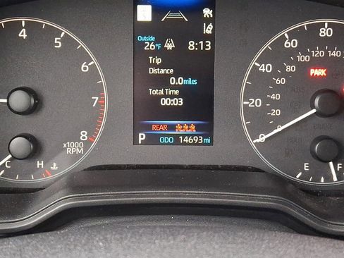 Used 2023 Toyota Corolla Cross LE image 19