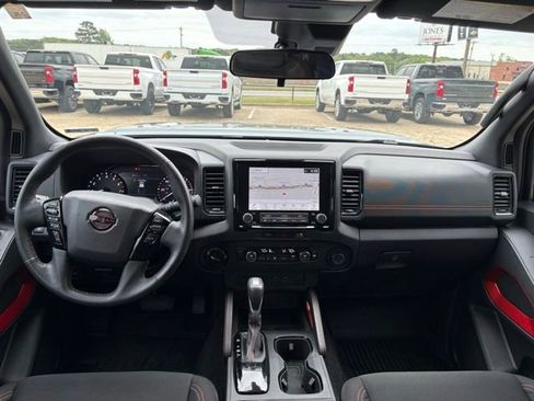 Used 2024 Nissan Frontier PRO-4X w/ Off-Road Protection Package AWD/4WD image 13