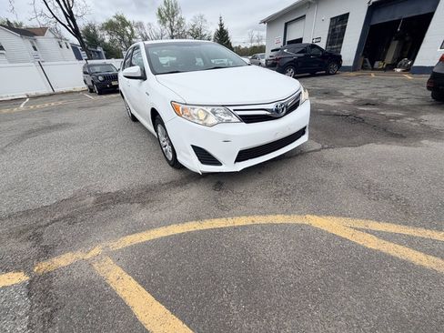 Used 2012 Toyota Camry LE FWD image 60