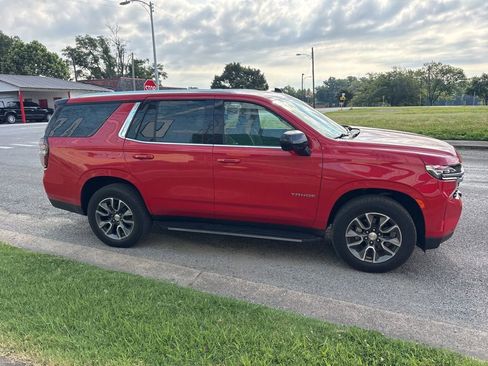 Used 2024 Chevrolet Tahoe LS w/ Driver Alert Package AWD/4WD image 8