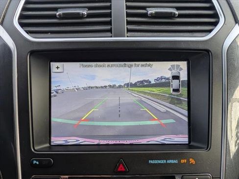 Used 2018 Ford Explorer Sport image 14