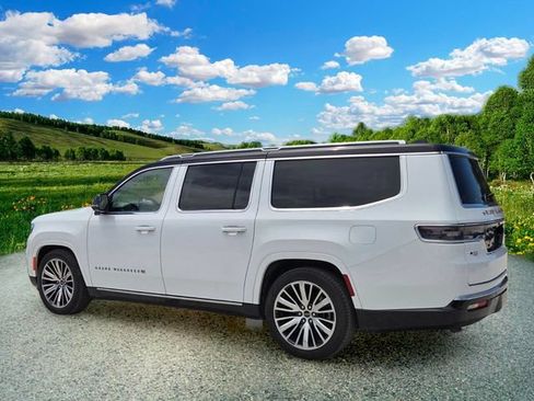 Certified 2024 Jeep Grand Wagoneer L Series III AWD/4WD image 4