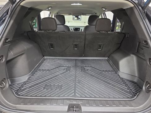 Used 2022 Chevrolet Equinox LT image 12