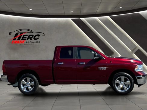Used 2018 RAM 1500 Big Horn RWD image 3