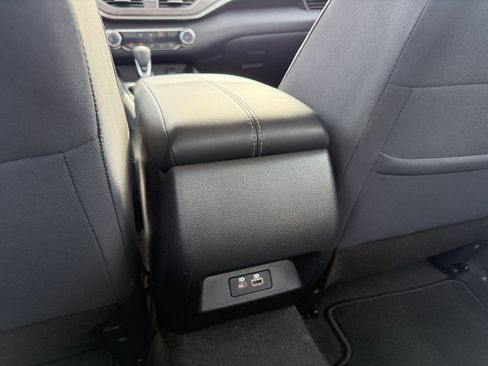 Used 2025 Nissan Altima 2.5 SV image 23