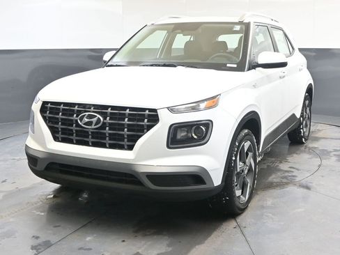 New 2026 Hyundai Venue SEL image 1