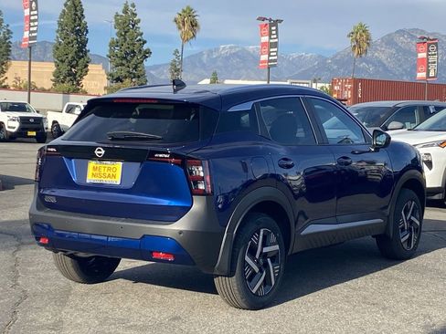 New 2026 Nissan Kicks SV image 2