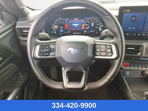 Used 2024 Ford Mustang Coupe image 14