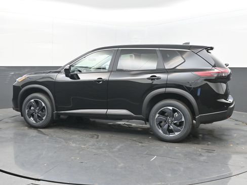 New 2026 Nissan Rogue SV w/ Cold Weather Package image 5