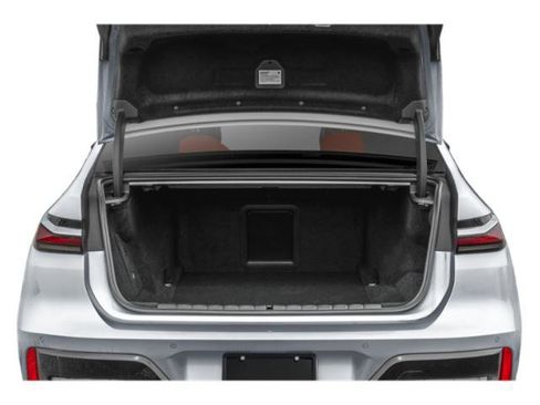 Used 2025 BMW i7 M70 w/ Executive Package image 14