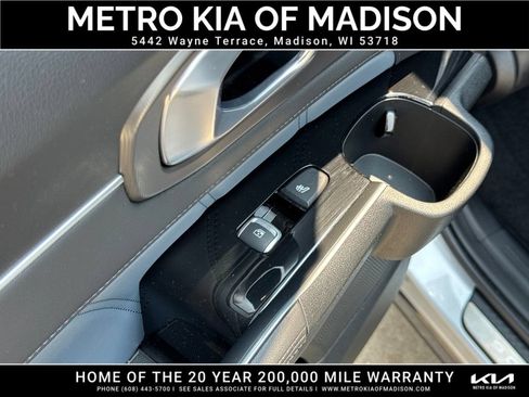 Used 2025 Kia Sorento SX Prestige AWD/4WD image 31