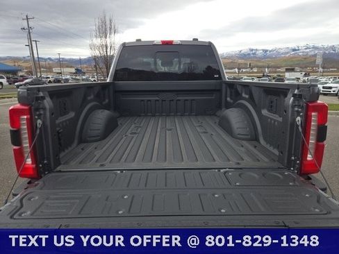 New 2026 Ford F250 Lariat w/ Black Appearance Package AWD/4WD image 5