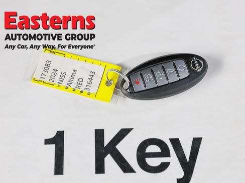 Used 2024 Nissan Altima 2.5 SV FWD image 22