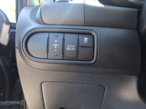 Used 2016 Kia Forte LX FWD image 32