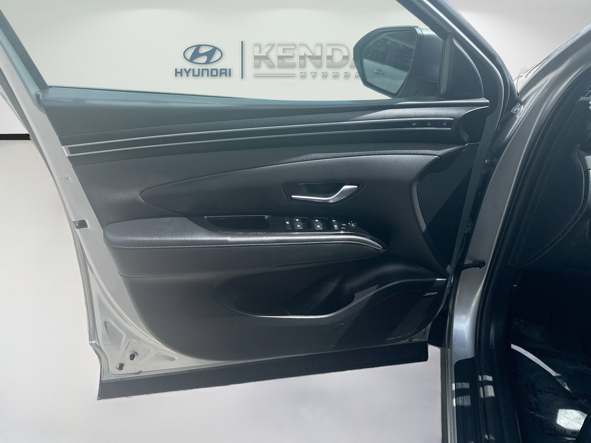Used 2024 Hyundai Tucson Limited FWD image 17