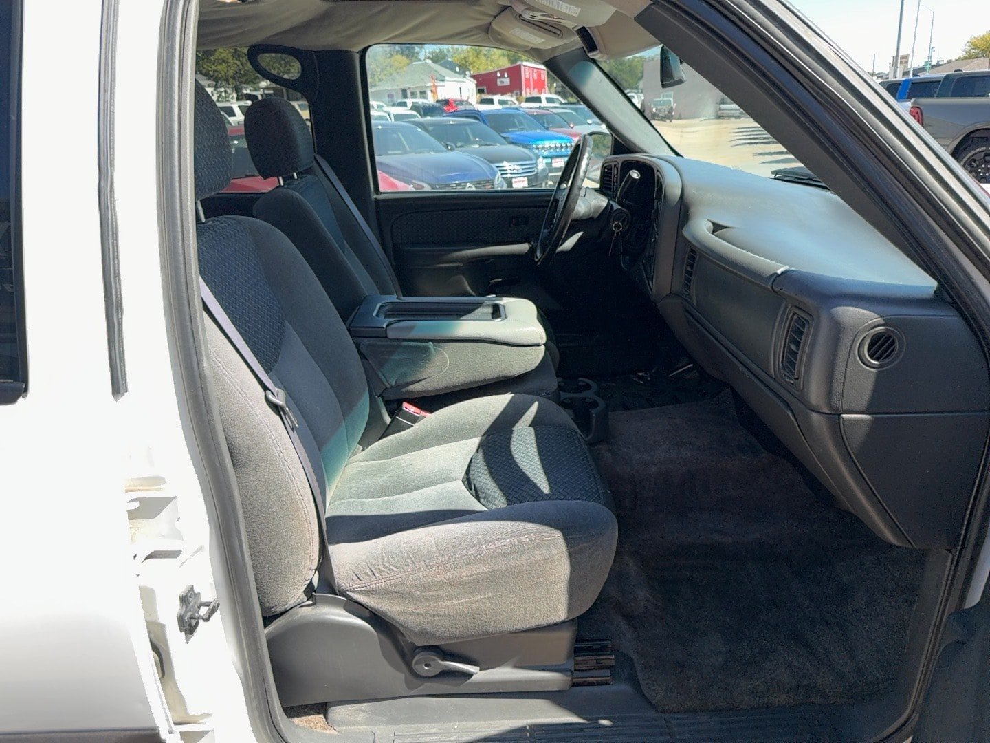 Used 2003 Chevrolet Avalanche 4x4 w/ Personal Security Package image 22