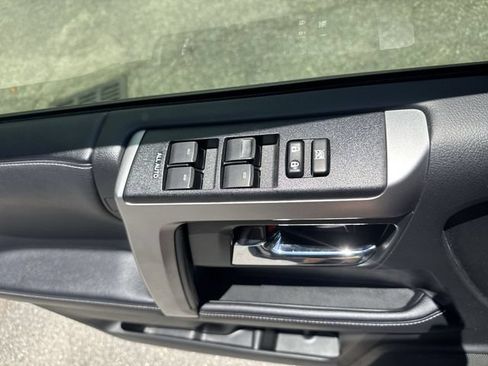Used 2022 Toyota 4Runner SR5 RWD image 27