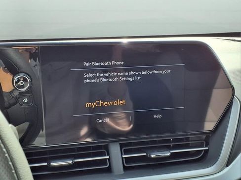 New 2026 Chevrolet Trax LT w/ Driver Confidence Package image 10